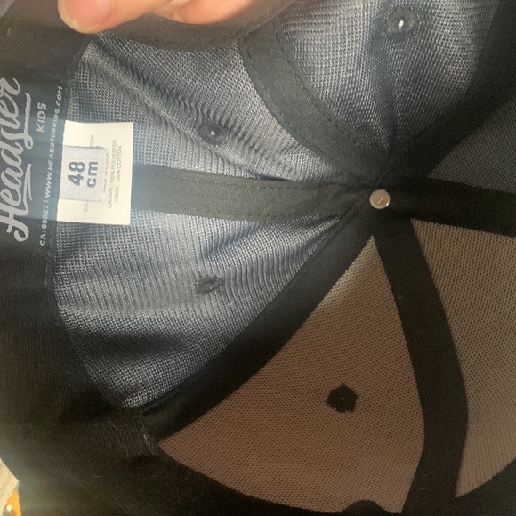 Headster hat - Picture 3 of 3